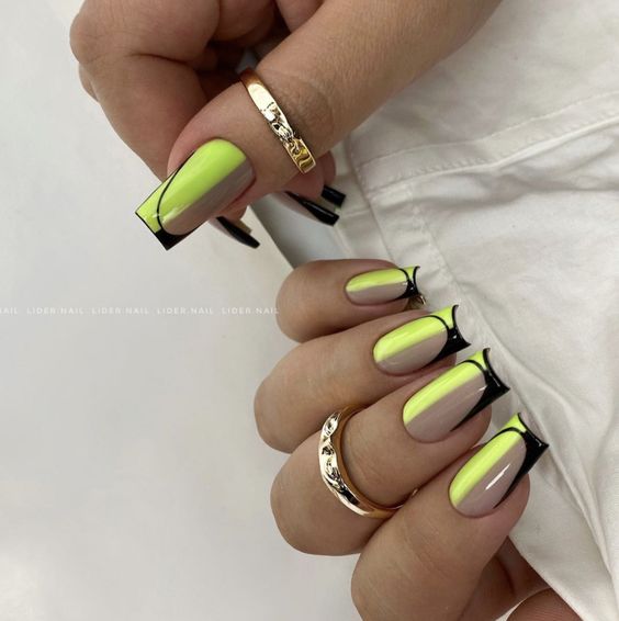 Square nail designs 2025 embrace the chic and timeless appeal: embracing elegance and creativity in every tip