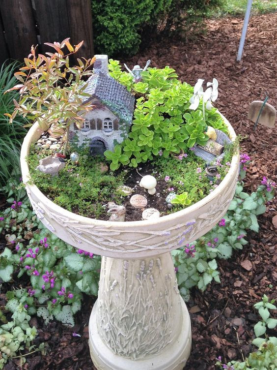 26 Unique Ways To Recycle Broken Fountains And Bird Baths Into Stunning ...