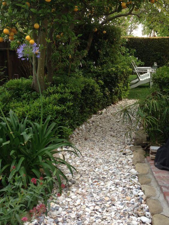 20 Easy DIY Seashell Projects For Decorating The Garden And Home - 147