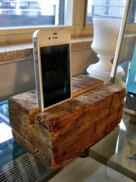 18 Easy DIY Phone Stand Ideas