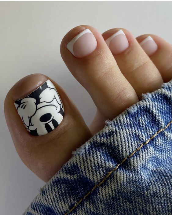 Summer To Fall Chic Pedicure Ideas   3 70 