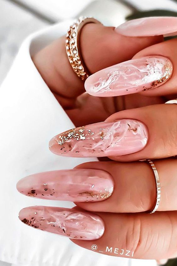 Rose Winter Nails 2025-2025: 17 beautiful ideas
