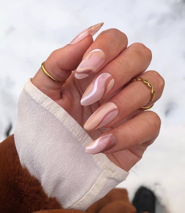 summer nails inspo