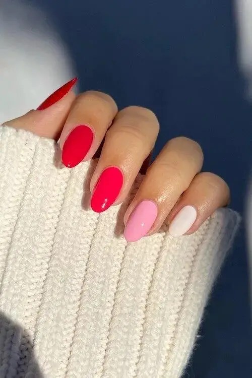 45 Easy Valentines Day Nails Ideas: Elegant Red and Pink Nail Designs for a Romantic Touch