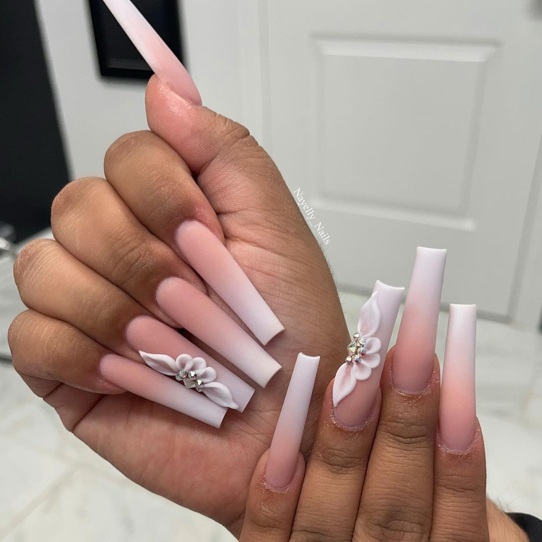 baddie acrylic nails