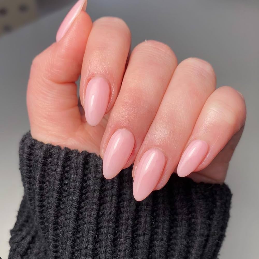 coral pink nails