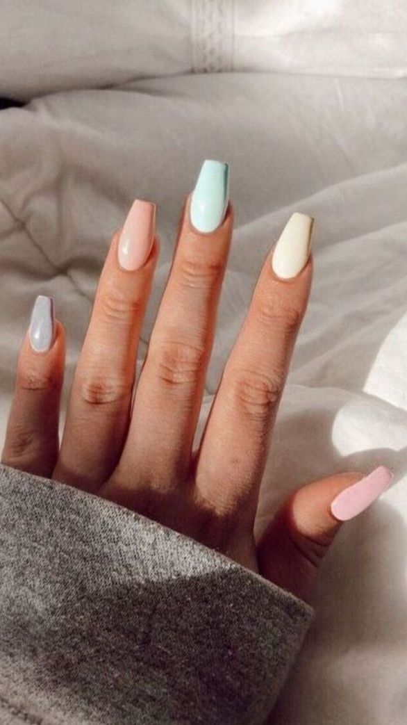 simple nails spring