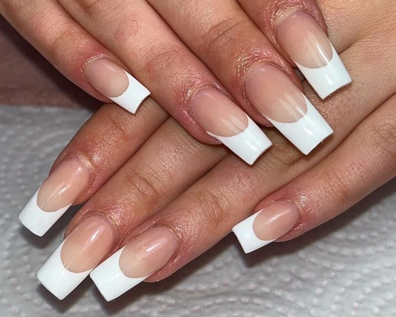 Medium French Tip Acrylic Nails