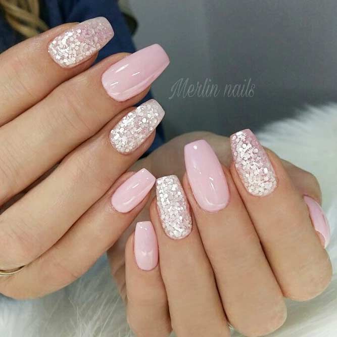 graduation nails ideas