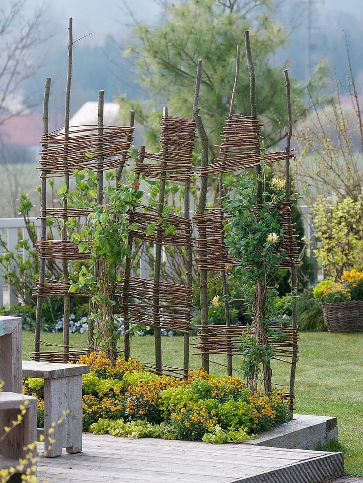 Rustic Privacy Screen from Twigs and Branches