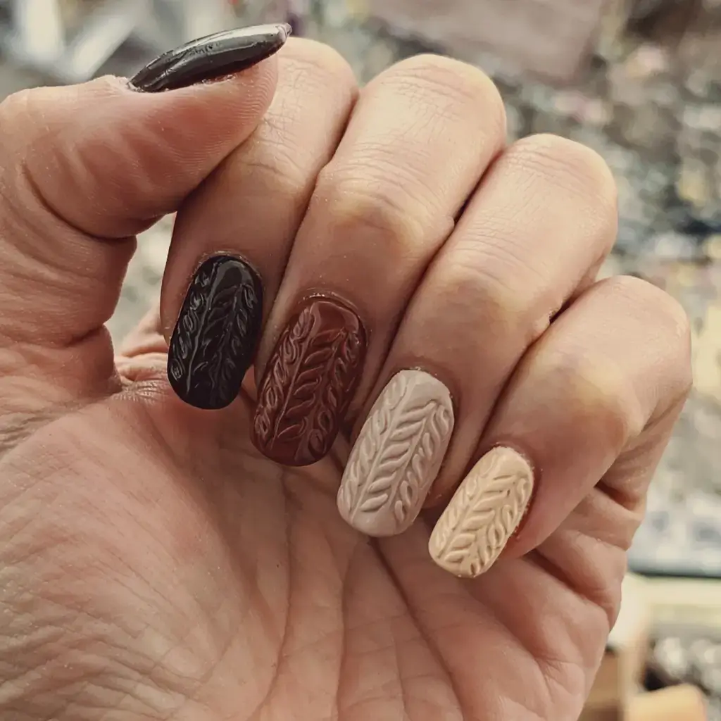 fall sweater nails 2025 Earthy Gradient Knits