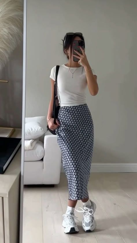 Effortless Chic: Casual Brunch Style