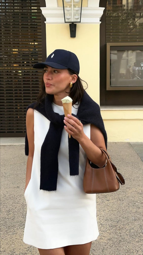 Effortlessly Chic Weekend Brunch Look